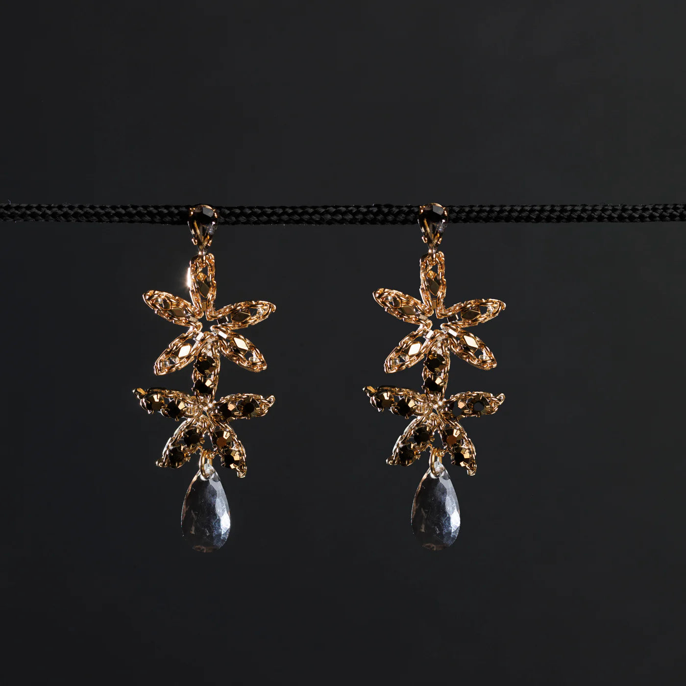 Crocus Earrings Gold