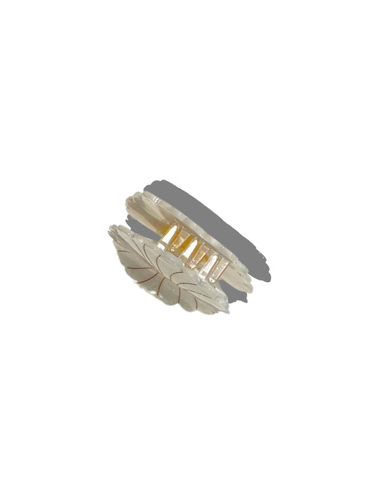 Daisy Hand Painted Claw Hair Clip