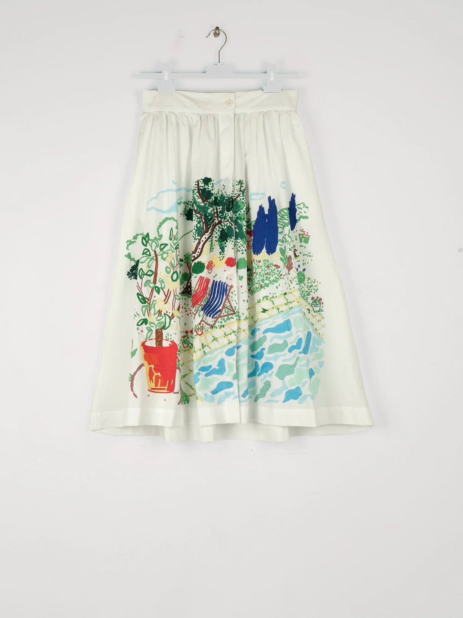 Mii The Skirt Mona - The Pool