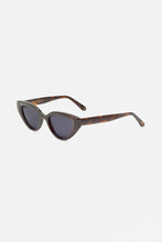 Load image into Gallery viewer, The Linda Sunglasses - Ecaille
