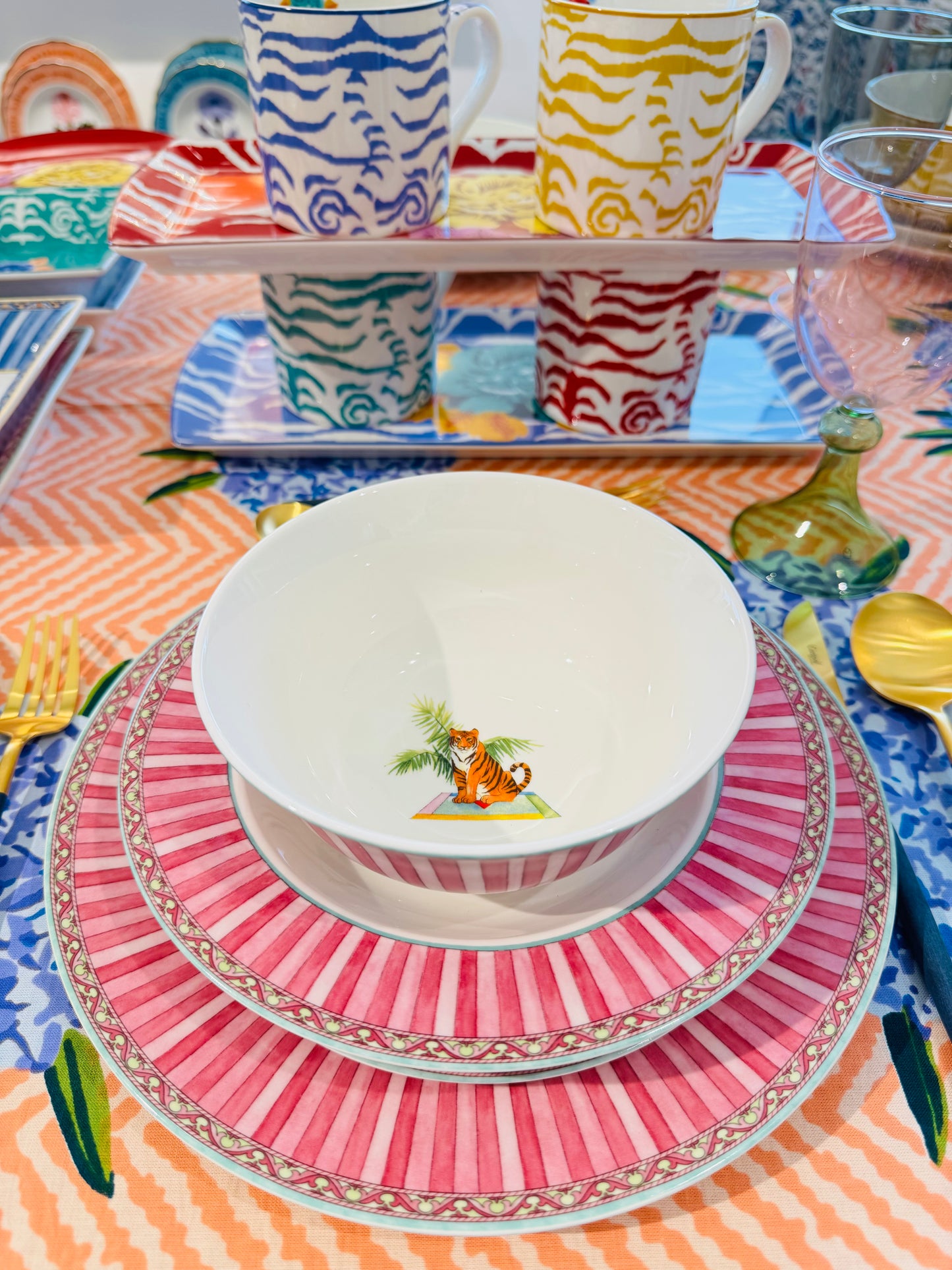 Sariska Porcelain Bowl - Pink