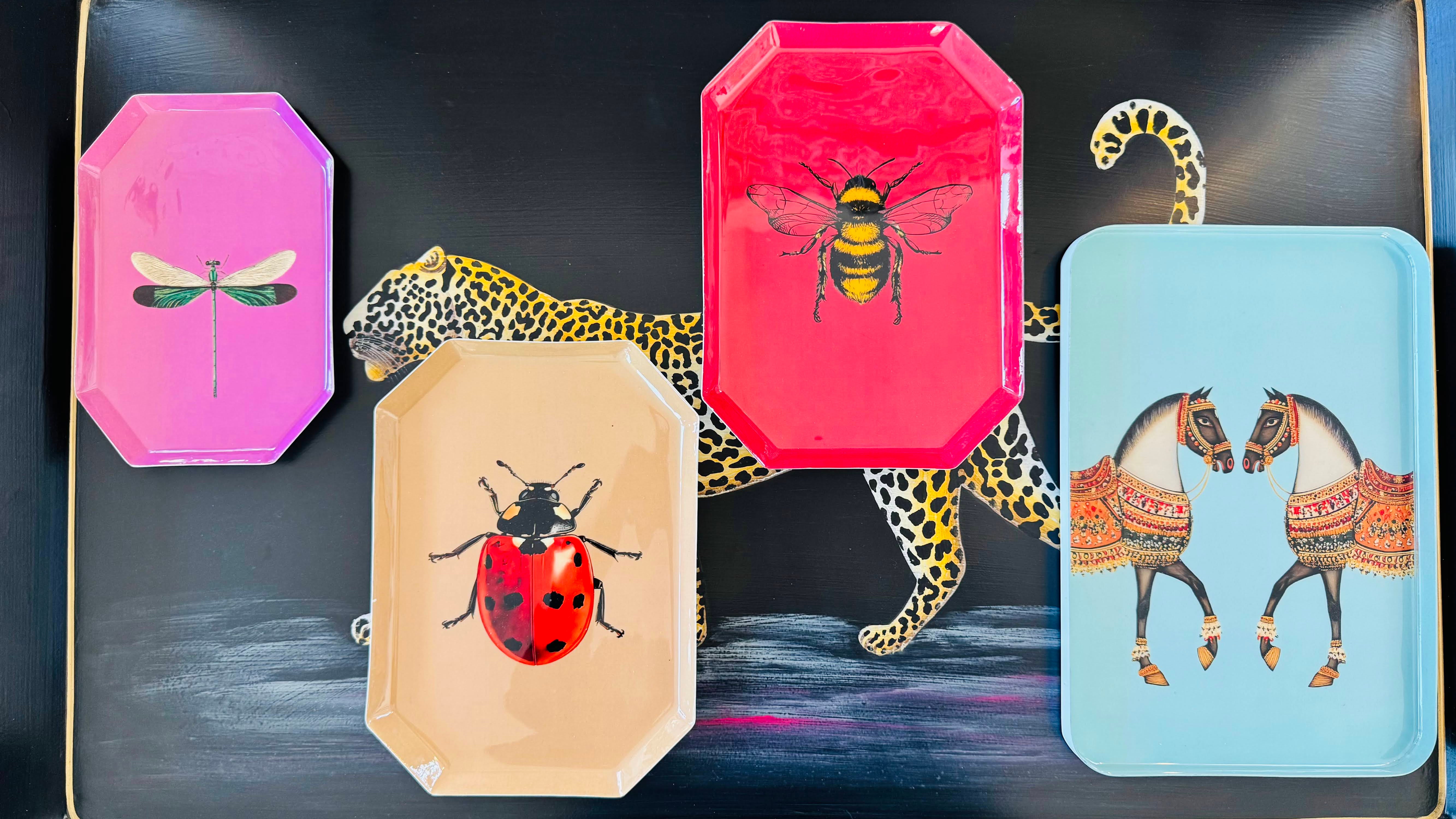 Les Ottomans Stamped Iron Tray - Horses