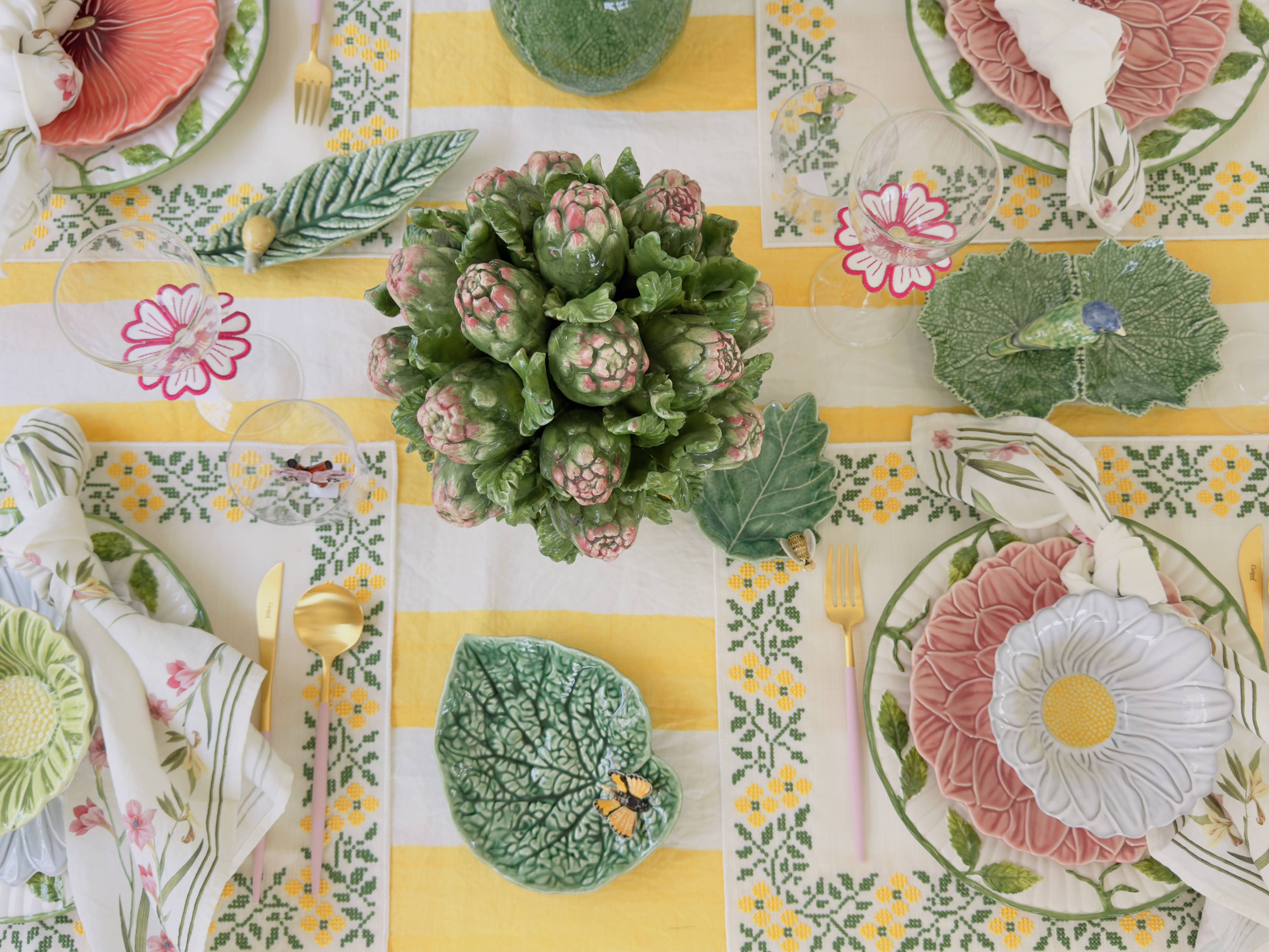 Les Ottomans Artichoke Porcelain Decorative Centerpiece
