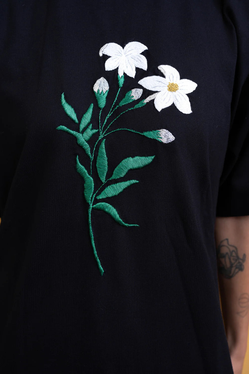 Salim Azzam Classic T-shirt - Yasmine Branch