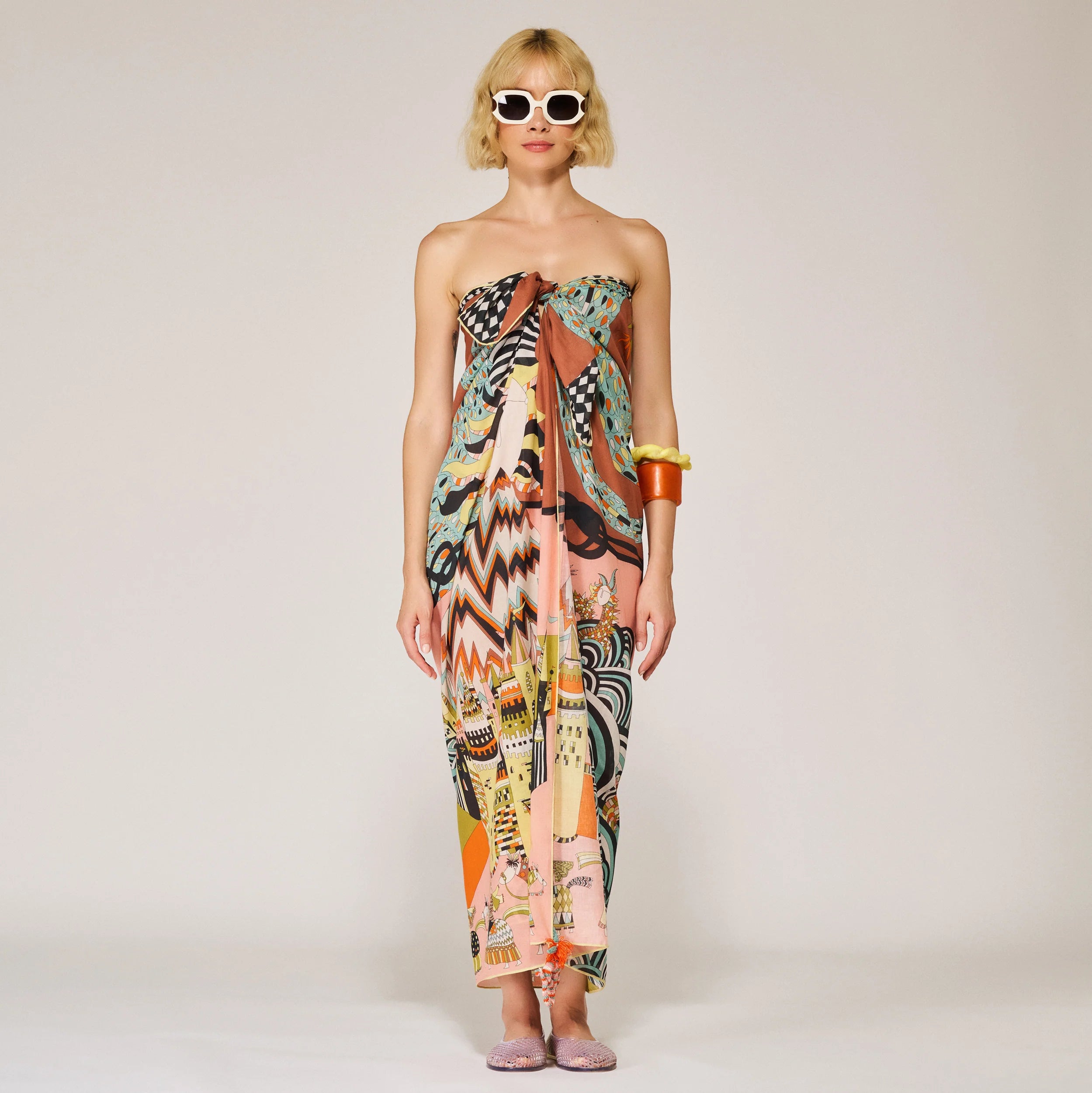 The Dragon Speaks Cotton Scarf - 137x137 cm