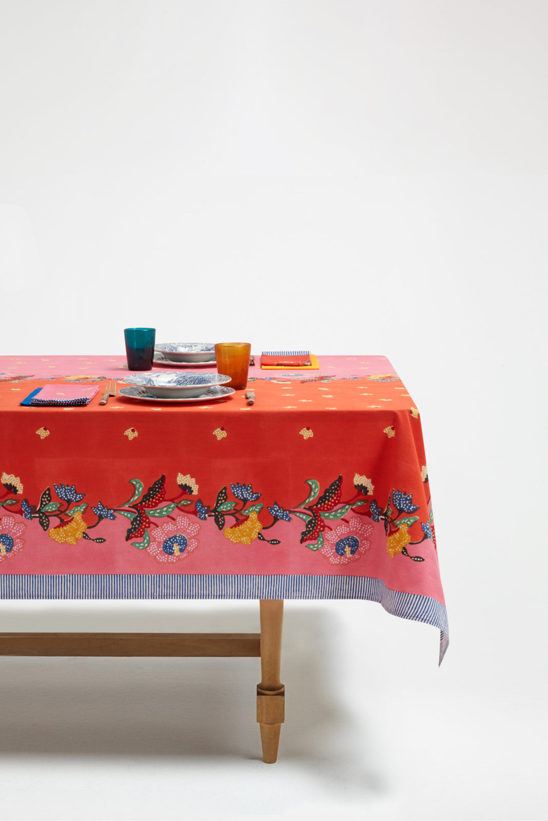 Indonesian Red Rose Cotton Tablecloth - 180x350