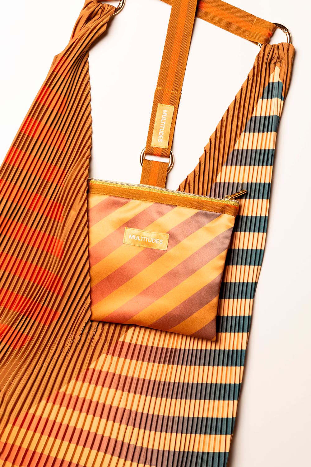 Pochette Claudia Ocher