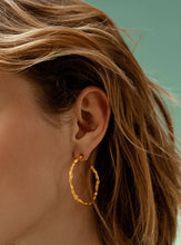 Load image into Gallery viewer, Darya Maxi Hoops with Pearl Earrings

