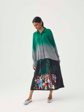 Load image into Gallery viewer, Mii Oversized Shirt Greta - Green
