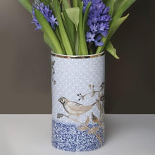 Load image into Gallery viewer, Silsal Kunooz Vase
