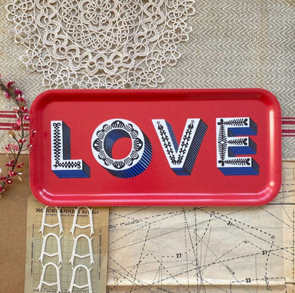 Love / Red Tray 32x15cm