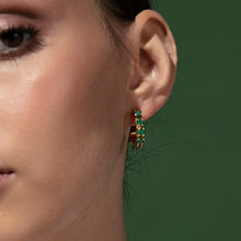 Load image into Gallery viewer, Tennis Emerald Earcuff
