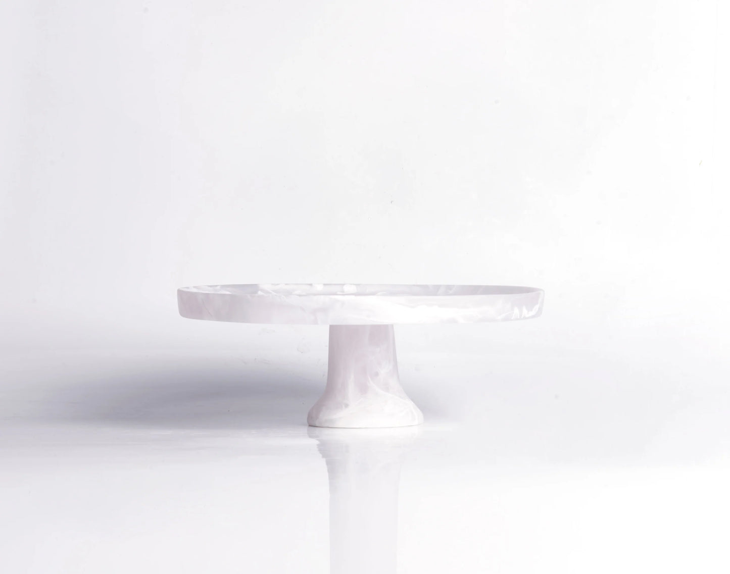 Nashi Home Resin Footed Cake Stand Medium