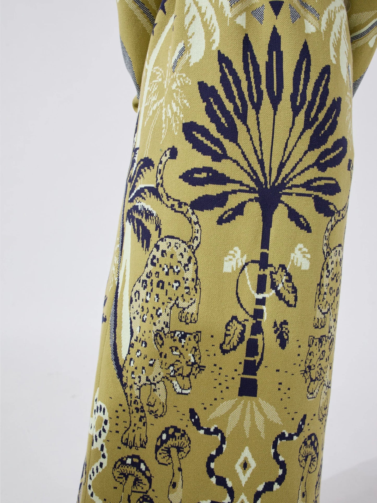 Hayley  Menzies Magic Leopard Duster Green