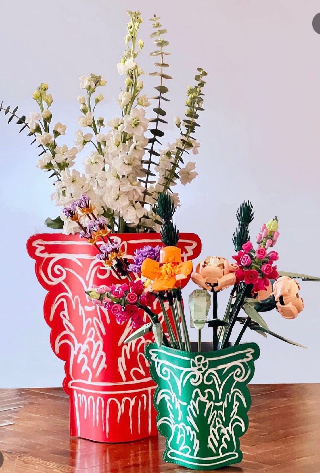 Corinthian Sleeve Vase - Green