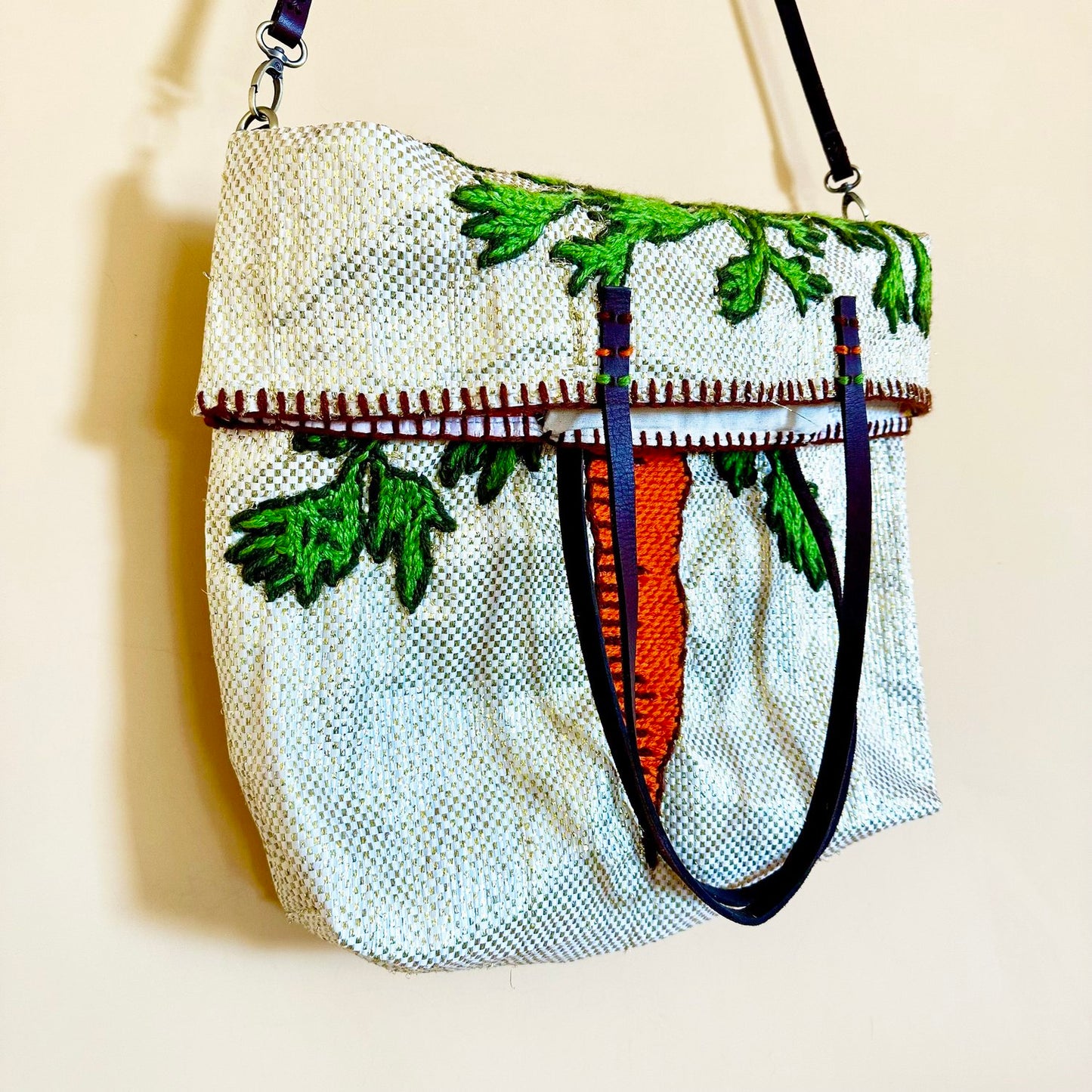 Farmers Carrot Bag - Medium