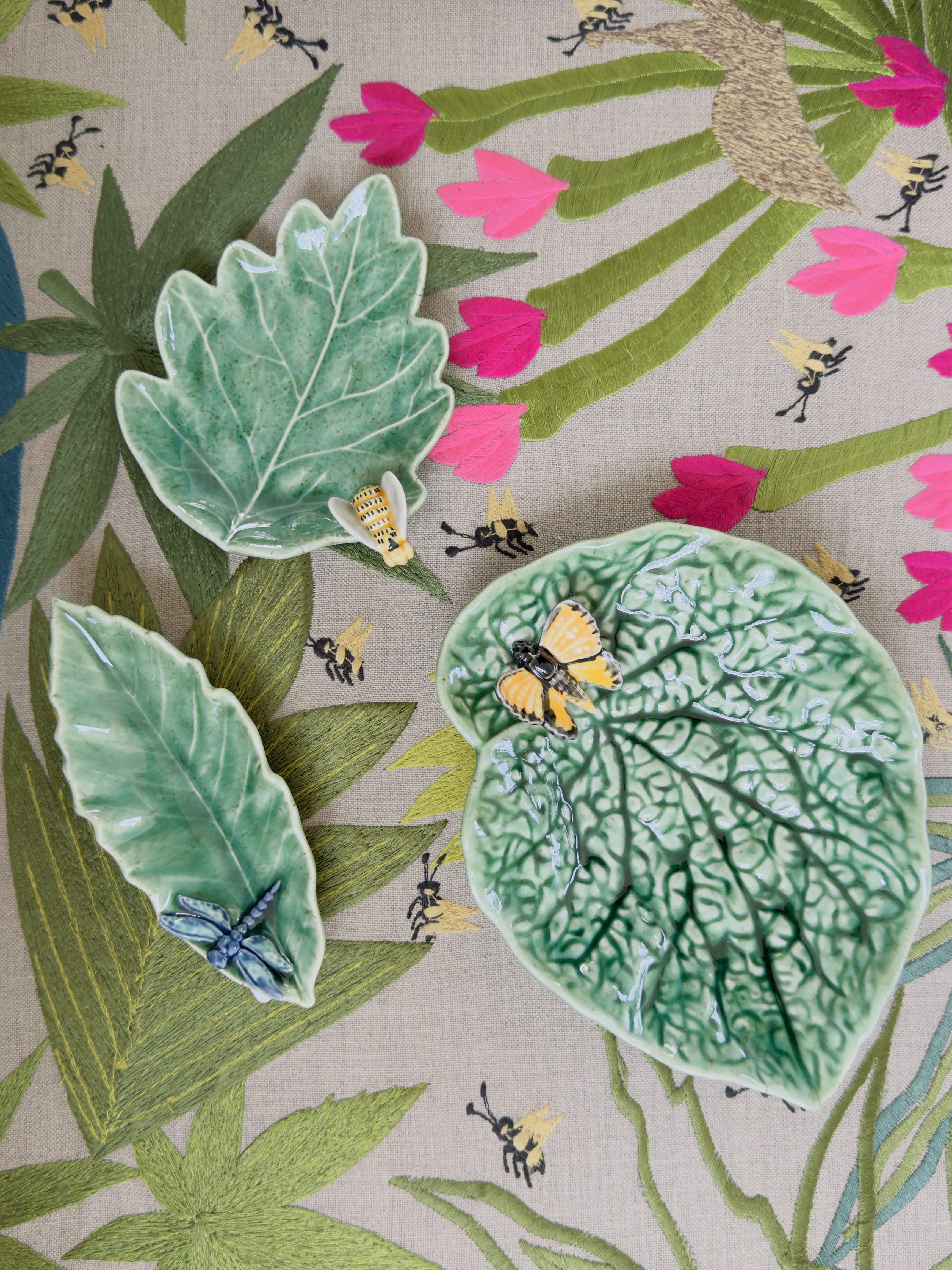 Leaf Chesnut Tree with Dragonfly