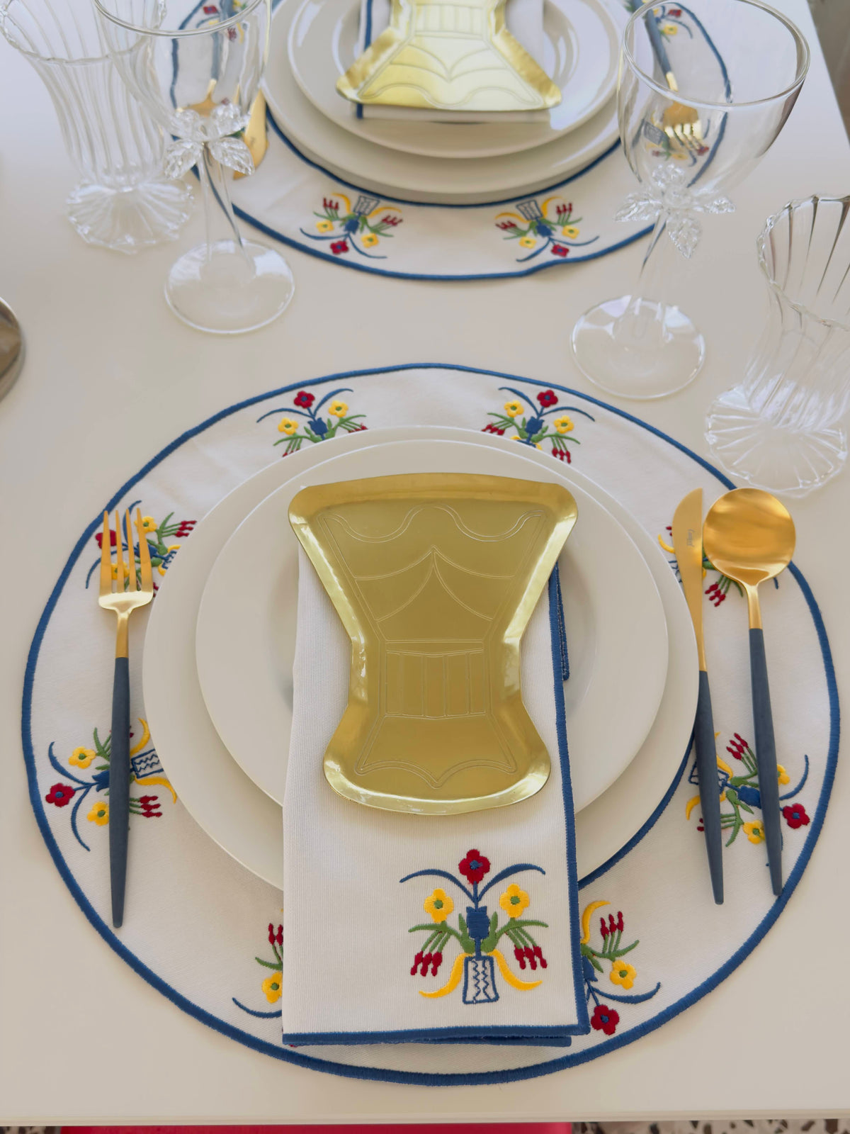 Majlis Round Placemat
