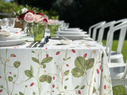 Fraises des Bois Linen Tablecloth