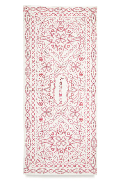 Amour Bonheur Linen Tablecloth