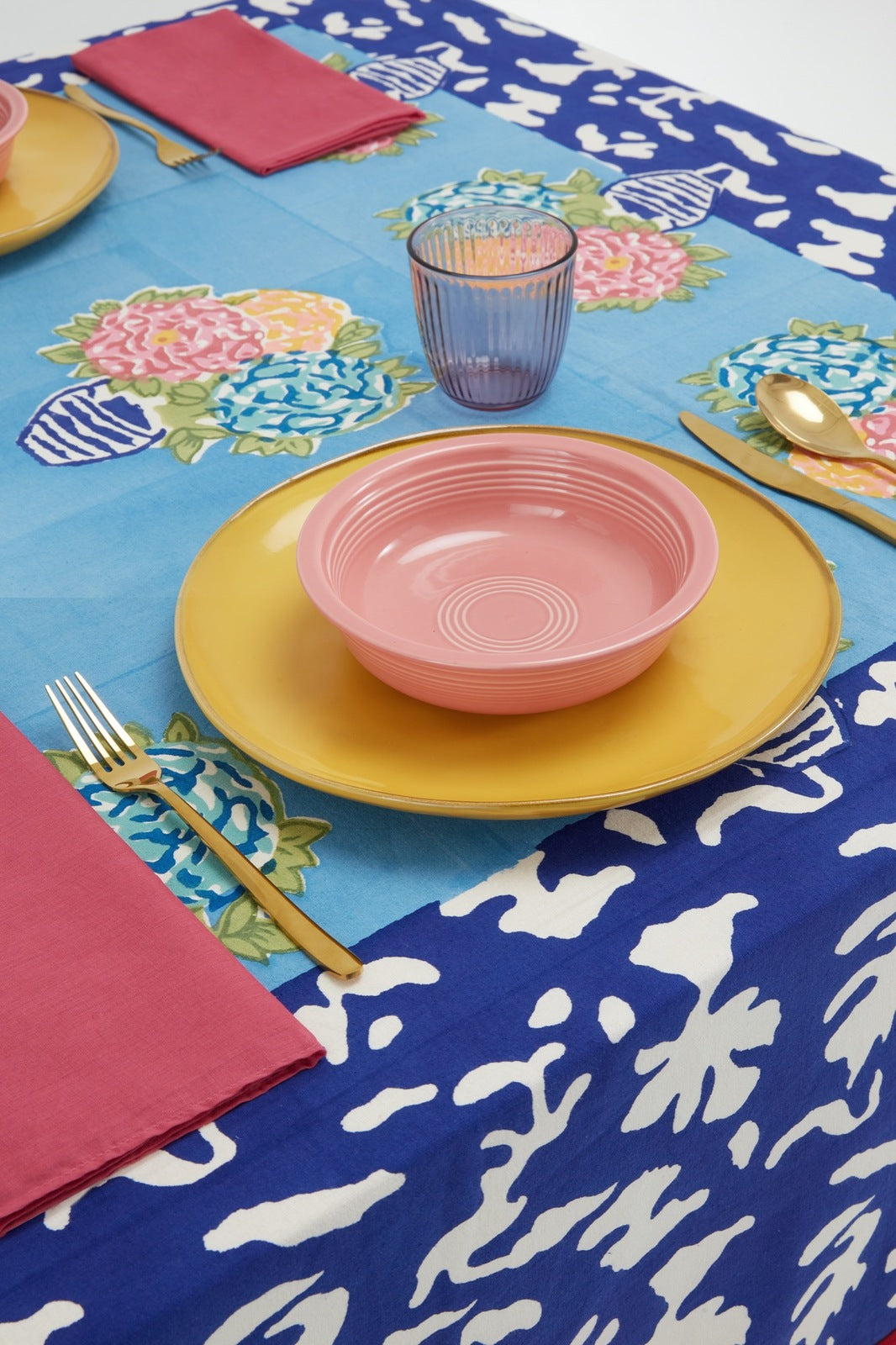 Blue Pot Sky Cotton Tablecloth - 220x220