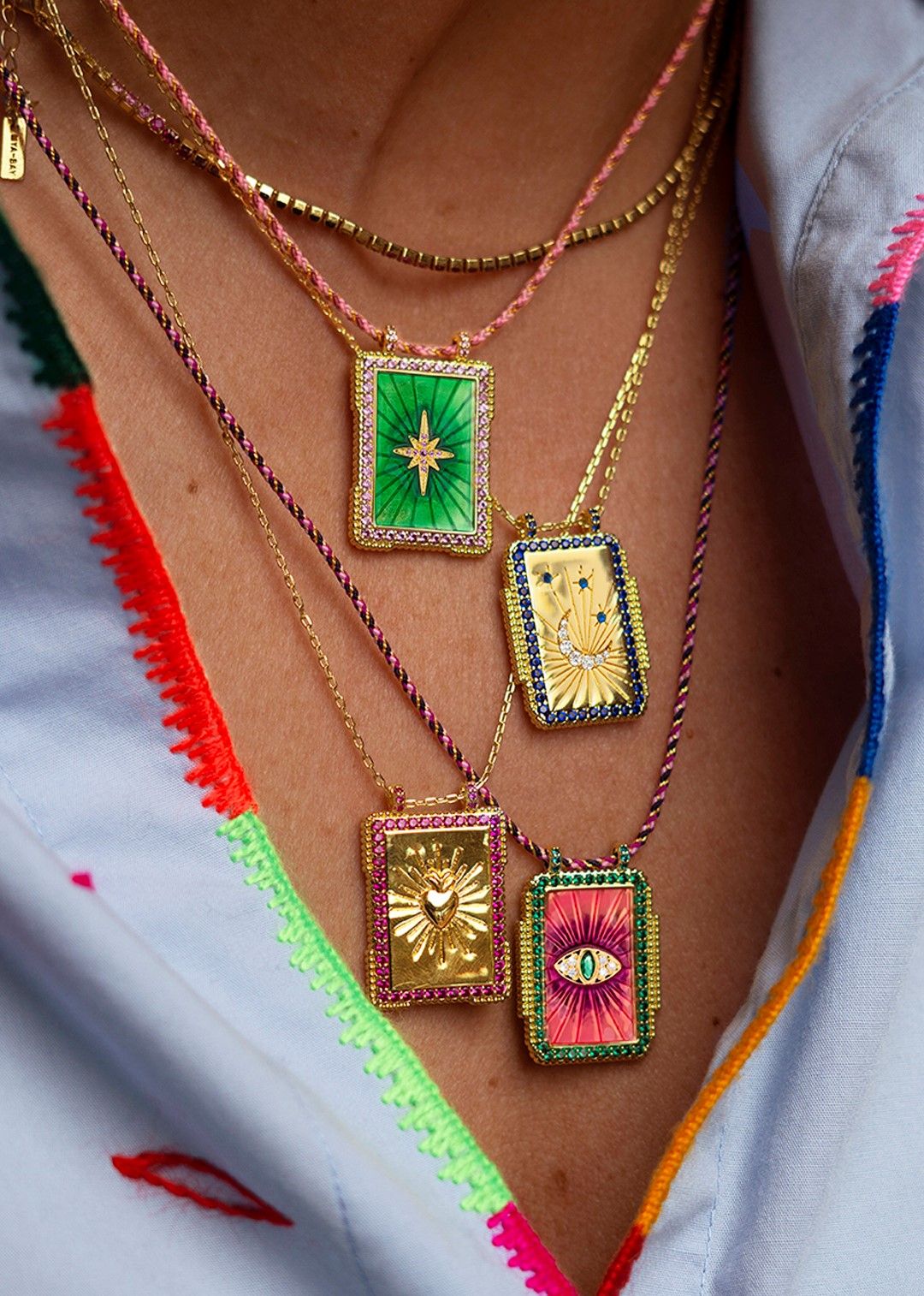 Fuchsia Eye Boheme Necklace