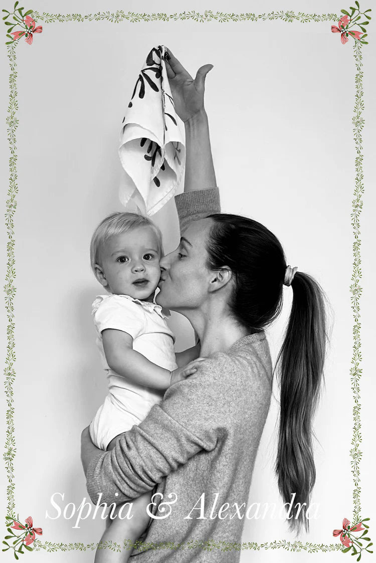 Mistletoe Kiss Linen Napkin