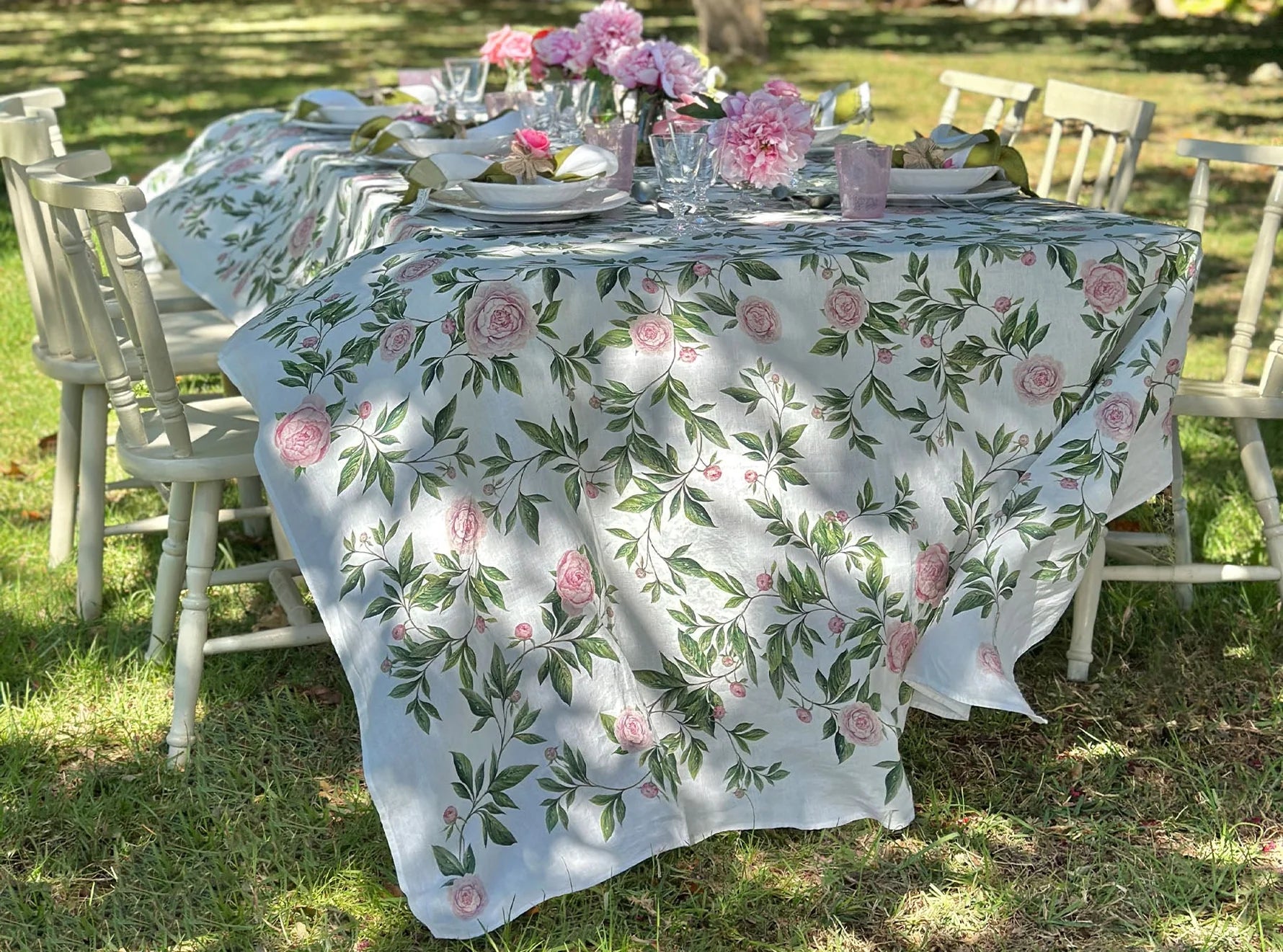 Trailing Peony Linen Tablecloth