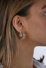 Load image into Gallery viewer, Crystal Haze Mexican Chain Hoops
